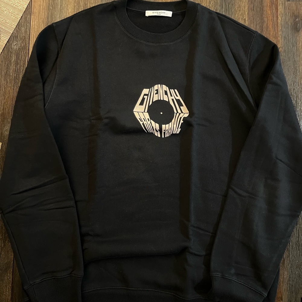 GIVENCHY SWEATER SIZE XL BLACK